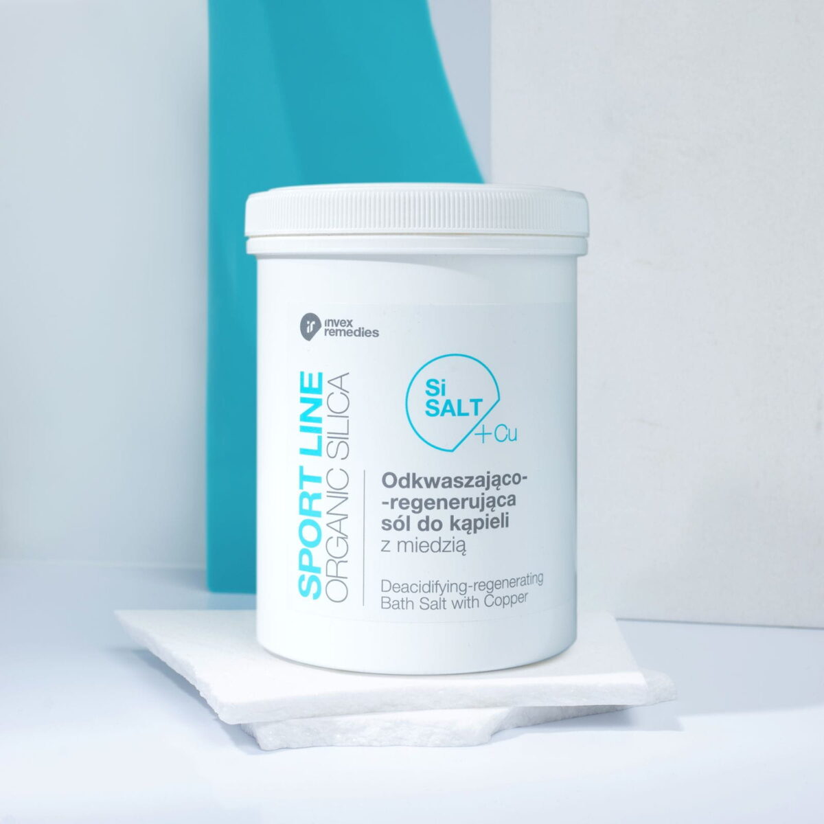 Odkwaszająco-regenerująca sól do kąpieli z miedzią SiSALT+Cu 1500g Invex Remedies